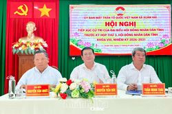 Chủ nhiệm Ủy ban Kiểm tra Tỉnh ủy Nguyễn Tiến Đức tiếp xúc cử tri xã Xuân Hải