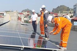 Khai thác nguồn năng lượng từ mái nhà