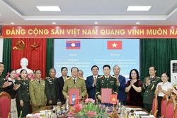 Hội đàm trao đổi công tác hội giữa Hội CCB tỉnh Sơn La và Hiệp hội CCB tỉnh U Đôm Xay