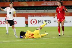 ASIAD 20: Thua đậm Nhật Bản, tuyển nữ Việt Nam quyết đấu Thái Lan