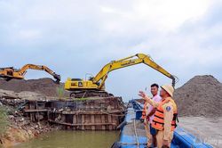 Rào chắn bến không phép, siết kiểm tra phương tiện đường thủy