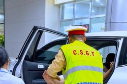 CSGT Lâm Đồng mở đường 30km, đưa người bục ruột đi cấp cứu