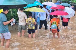 Hà Nội yêu cầu các trường chủ động ứng phó với diễn biến bất thường của thời tiết