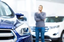 Lần đầu mua ô tô: 4 thủ tục quan trọng cần làm trước khi xe lăn bánh