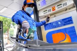 Giá xăng dầu tiếp tục tăng, dầu diesel lên sát 30.000 đồng/lít