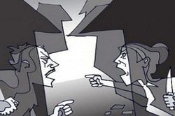 Chỉ vì xích mích nhỏ với hàng xóm...
