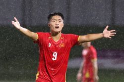 U23 Việt Nam 0-0 Philippines: Phi Hoàng dứt điểm bất thành