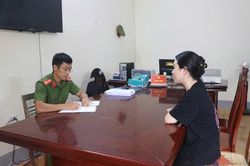 Đối tượng bị truy nã về tội 'Mua bán người' ra đầu thú sau hơn 2 năm lẩn trốn