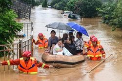 Chủ động phòng bệnh trong mùa mưa