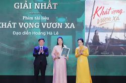 Trao giải cuộc thi phim ngắn 'Hiền tài hôm nay'