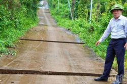 Lâm Đồng: Sụt lún trên tuyến đường kết nối Quốc lộ 28