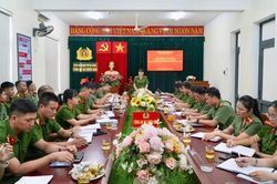 Đoàn công tác lãnh đạo Công an TP Đà Nẵng kiểm tra công tác bảo đảm ANTT tại xã Chiên Đàn và Trà Liên