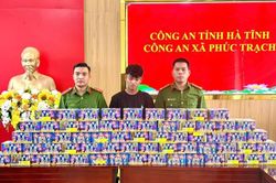 Chưa xóa án tích lại bị bắt vì vận chuyển 1 xe pháo hoa lậu