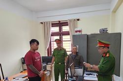 Khởi tố 3 đối tượng mua bán 139 tài khoản ngân hàng, giao dịch hơn 2.000 tỷ đồng