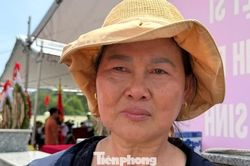 Con gái liệt sĩ bật khóc: 'Sau 56 năm, con không còn tìm cha trong vô vọng nữa'