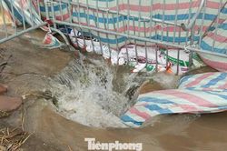 Vụ nam sinh ngã xuống cống tử vong: Tuyến đường cứ mưa là ngập, dân kiến nghị nhiều lần chưa khắc phục
