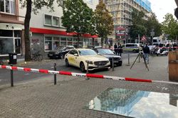 Một loạt vụ nổ bí ẩn làm rung chuyển thành phố Frankfurt