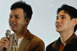 Đạo diễn 'Bóng ma nhà hát' bất ngờ xin lỗi