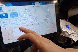 Hộ kinh doanh bán dịch vụ qua sàn nước ngoài có phải nộp thuế thay?