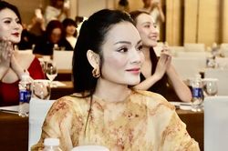 Niềm hạnh phúc của nữ ca sĩ từng thi Sao Mai 2005 giờ trở thành PGS.TS