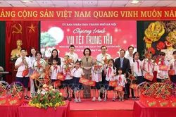 Trung thu yêu thương: Tiếp thêm động lực cho học sinh các trường chuyên biệt