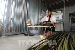 Từ sợi tơ sen, dệt nên câu chuyện mới ở Đồng Tháp