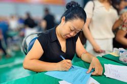 Tiếp nhận 202 đơn vị máu tại Ngày hội hiến máu tình nguyện
