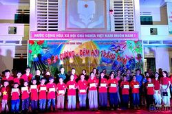 Tết trung thu sớm cho trẻ em xã biên giới Trịnh Tường