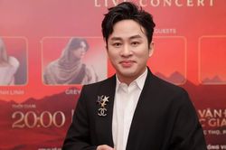 Tùng Dương chơi lớn trong live concert 50.000 người tại sân vận động Mỹ Đình