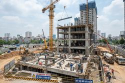 Thiếu nhân công, ngành xây dựng buộc phải đổi phương thức sử dụng lao động