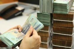 Khi nào Bộ Nội vụ trình đề án cải cách tiền lương năm 2027