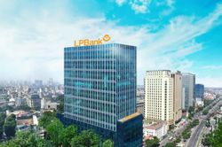 Tài sản thế chấp tại LPBank vượt 1 triệu tỷ đồng: Đòn bẩy từ bất động sản, dòng vốn hướng về thương mại