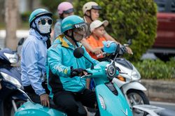 Green SM 'chơi lớn' giữa lúc tài xế công nghệ tranh luận về chiết khấu