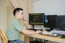 Điều gì khiến gia đình trẻ quyết rời trung tâm sau nhiều năm ổn định?