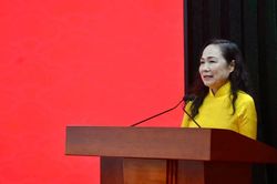 Nhiều thế hệ nghệ sĩ tham dự Ngày Sân khấu Việt Nam lần thứ 17 và Giỗ Tổ sân khấu dân tộc