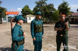 Hai anh em là 'chiến sĩ sao vuông'