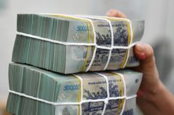 Trưởng phòng lương gần 30 triệu/tháng bị chấm dứt hợp đồng, đòi hơn 685 triệu
