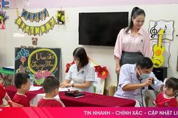 Hà Tĩnh đồng loạt khám sức khỏe đầu năm học cho học sinh