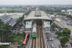 Một nam sinh có hành động tự tử tại khu vực ga đường sắt Cát Linh-Hà Đông