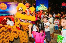 Đêm hội'Trăng thu biên cương': Lan tỏa tình quân dân tại Đặc khu Côn Đảo