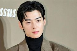 Cha Eun Woo bị nghe lén tại quán cà phê, cảnh sát vào cuộc điều tra