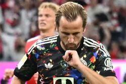 Harry Kane lập kỷ lục lịch sử với 100 bàn thắng tại Bundesliga chỉ sau 98 trận