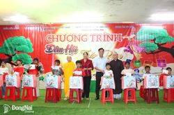 Ấm áp Trung thu ở vùng sâu Đak Nhau
