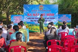 Phường Pleiku ra mắt mô hình nông dân tham gia bảo vệ môi trường