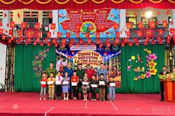 Gần 800 trẻ em xã Bản Lầu vui “Trung thu biên cương”