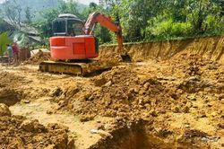 Khởi công xây dựng nhà ở tặng Mẹ Việt Nam anh hùng Hà Thị Hao