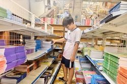 Thủ tướng chỉ đạo huy động tất cả nguồn lực, in ấn, cung ứng đủ sách giáo khoa