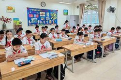 Thủ tướng yêu cầu cung ứng đủ sách giáo khoa trước ngày 22/9