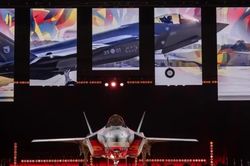 Đức tiếp nhận tiêm kích tàng hình F-35A đầu tiên từ Mỹ