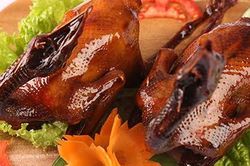 Vừa nghe tên đã 'ngượng đỏ mặt', ít ai ngờ loài chim này nay thành món lạ giá tới 150.000 đồng/con